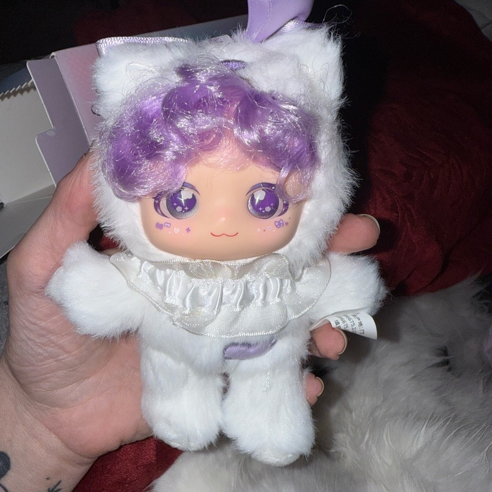 Wasami U Girls Plush Vinyl Pendant - White Cat